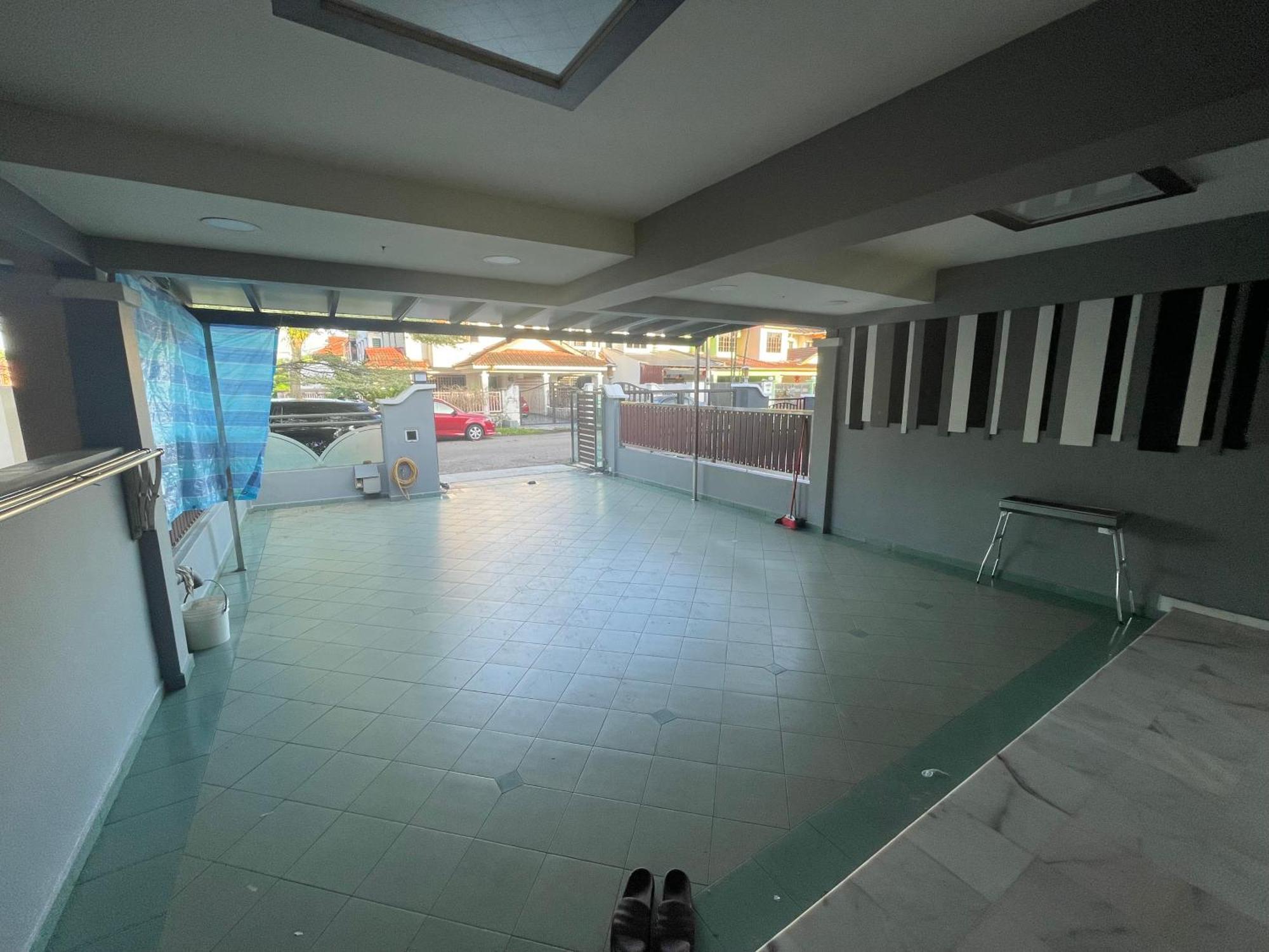 Holiday home Permas Jaya Near Senibong Cove Ciq Ksl Mid Valley *